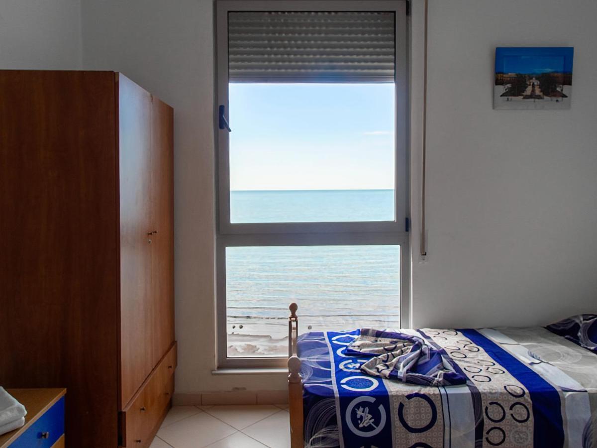 Blue Sky Apartaments Дуррес Екстер'єр фото